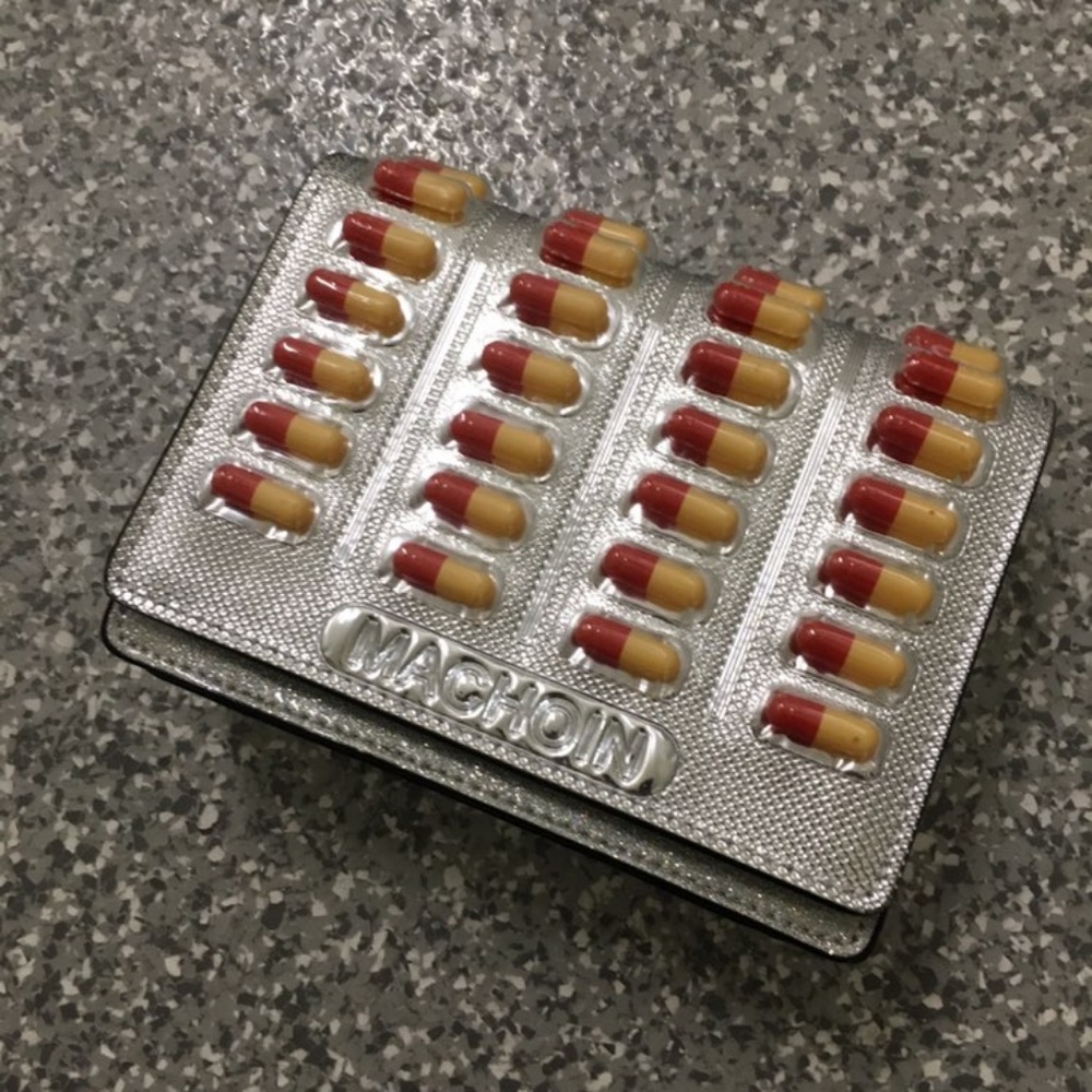Pill Pack Silver Purse - Picture 3 of 6